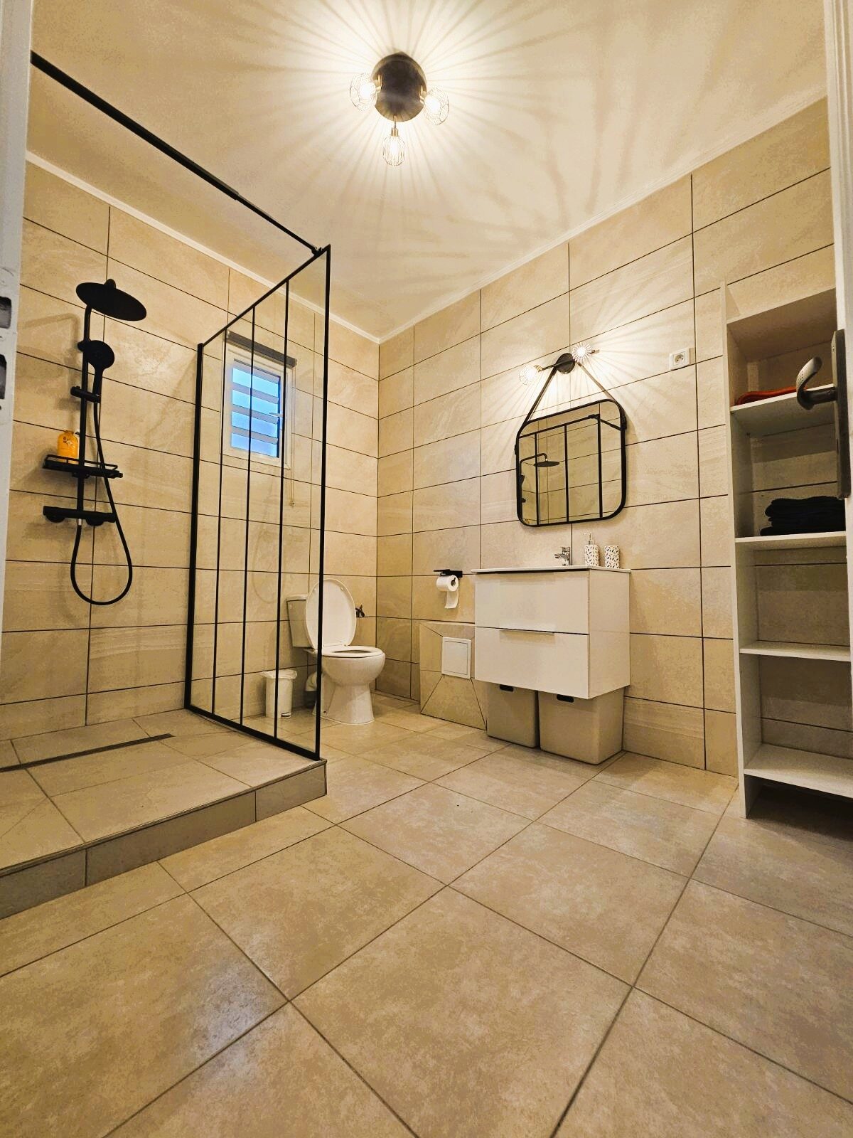 Chambre 1 – salle de bain privative