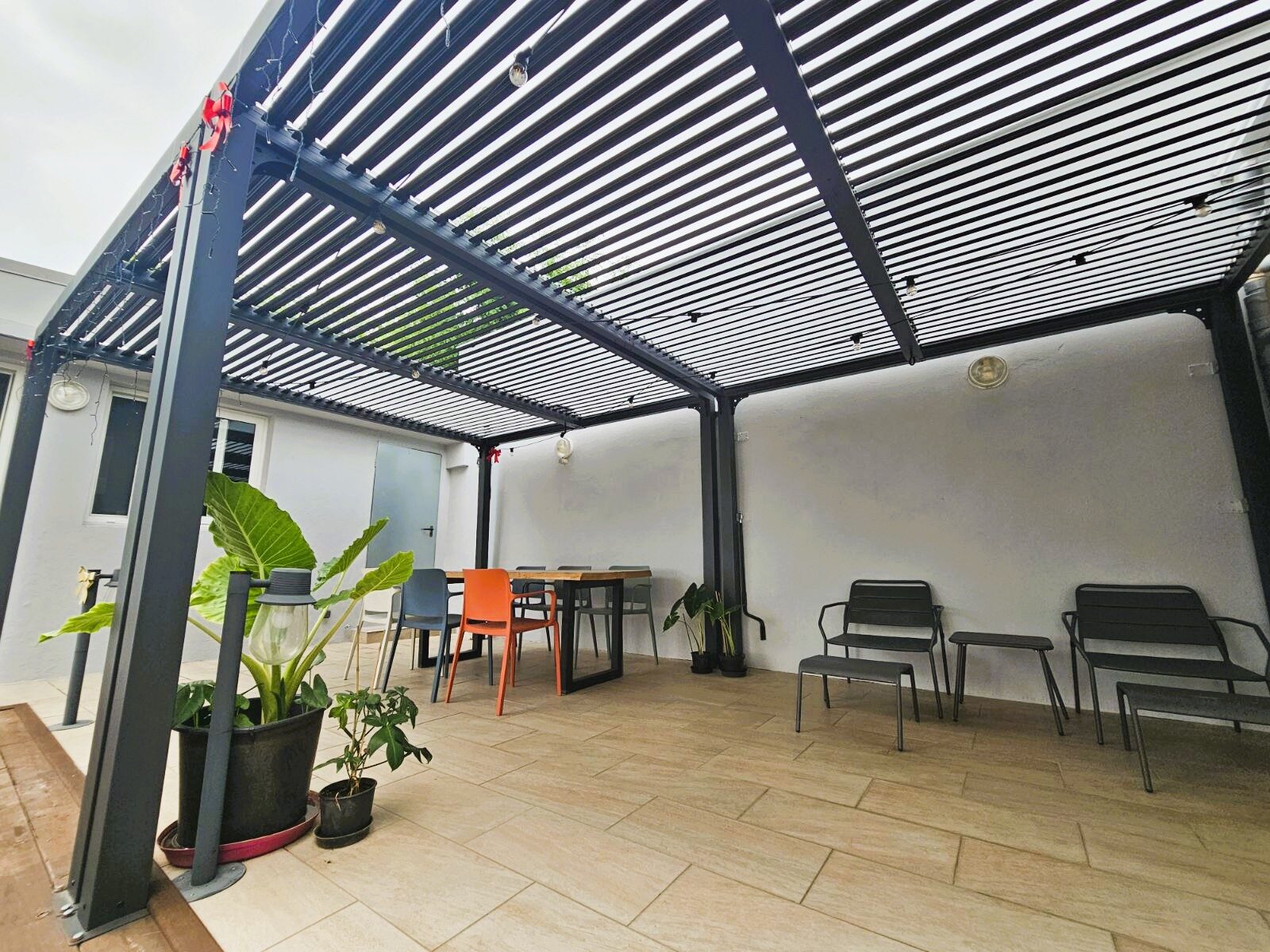 Jardin arboré et pergola de la Villa ROUSSEAU